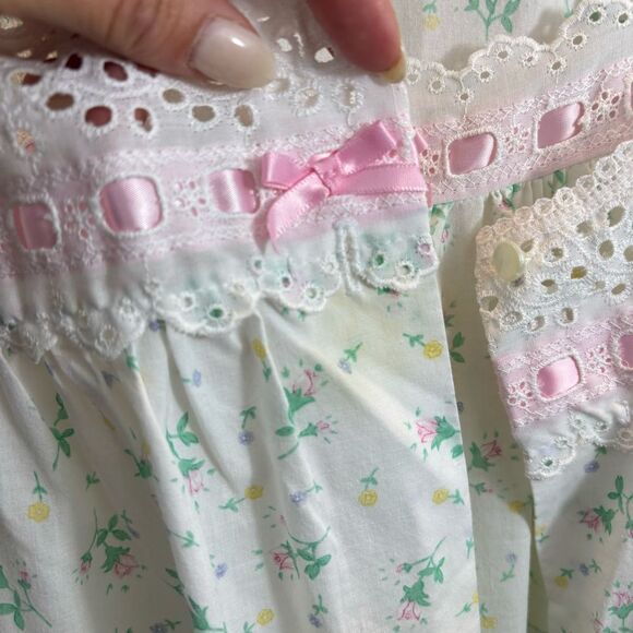 Ladies Vintage Carriage Court Woman Nightgown and Robe Set Size 1X - Picture 12 of 16